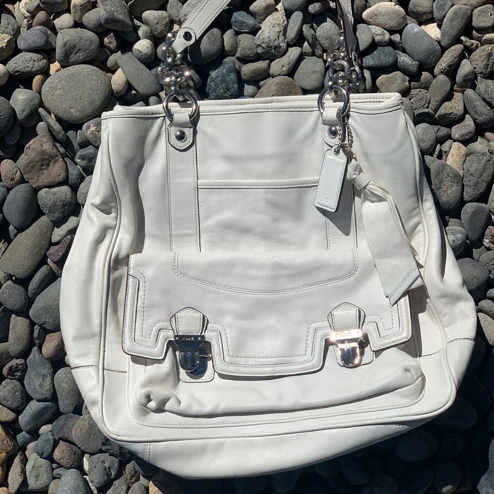Whithe leather Coach Handbag